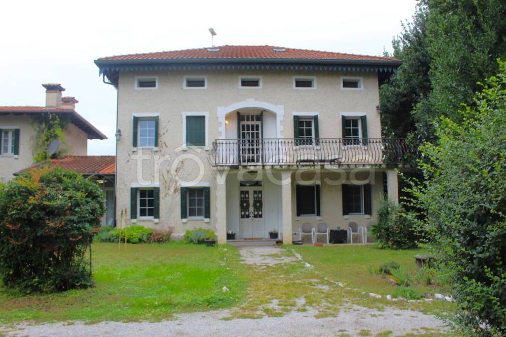 casa indipendente in vendita a Porcia