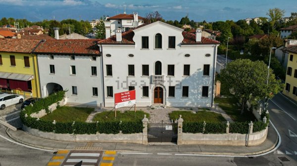casa indipendente in vendita a Porcia
