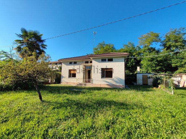 casa indipendente in vendita a Porcia