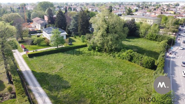 terreno edificabile in vendita a Porcia in zona Rorai Piccolo