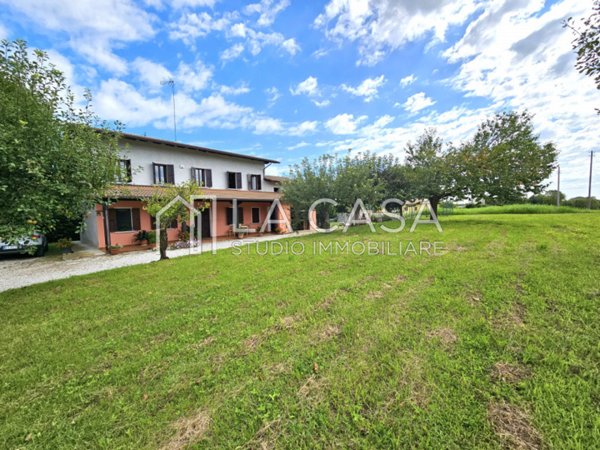 casa indipendente in vendita a Porcia