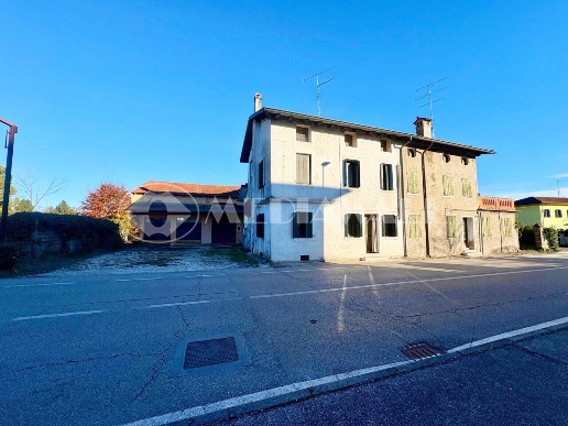 casa indipendente in vendita a Porcia