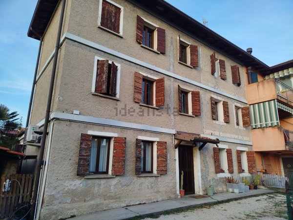 casa indipendente in vendita a Porcia