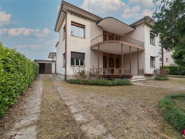 casa indipendente in vendita a Porcia