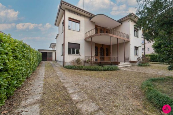 casa indipendente in vendita a Porcia