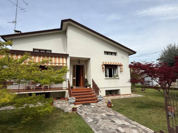 casa indipendente in vendita a Porcia