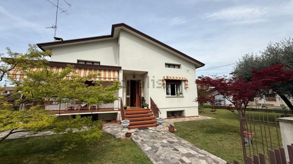 casa indipendente in vendita a Porcia in zona Sant'Antonio