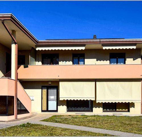 locale commerciale in vendita a Porcia in zona Sant'Antonio