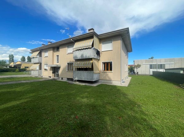 appartamento in vendita a Porcia in zona Sant'Antonio