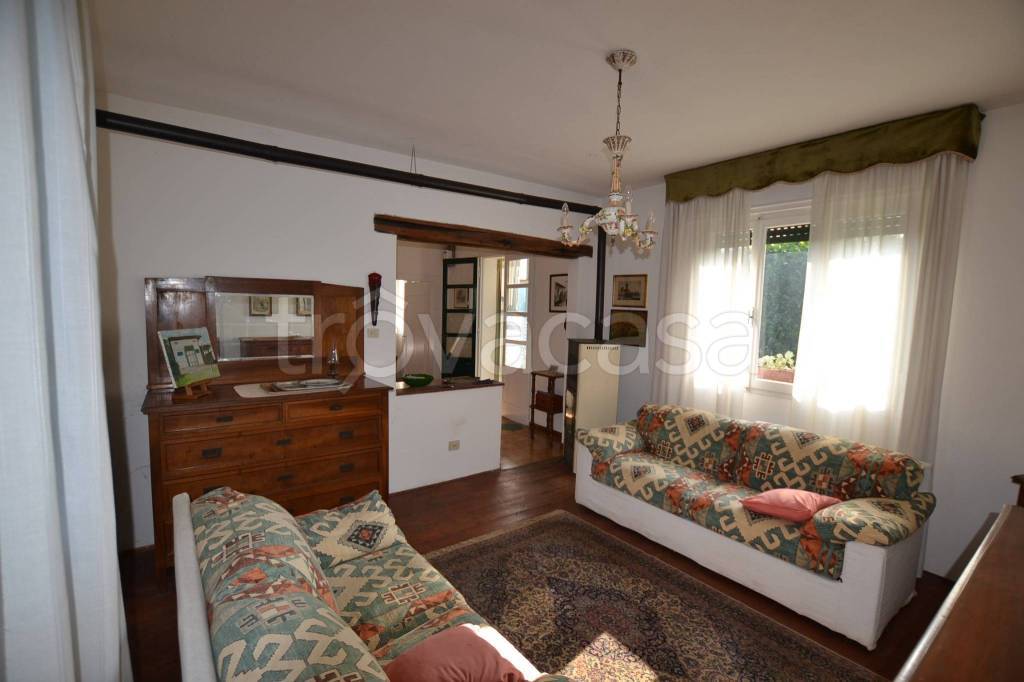 casa indipendente in vendita a Porcia
