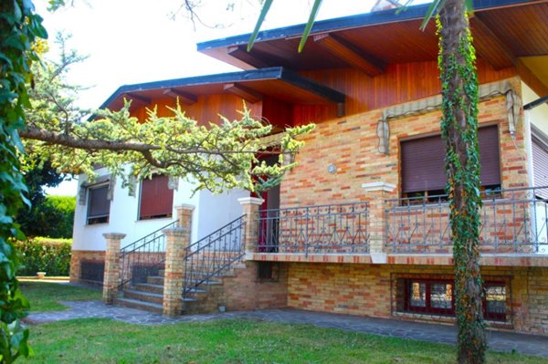 casa indipendente in vendita a Porcia in zona Rorai Piccolo