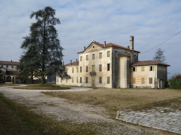 casa indipendente in vendita a Pordenone
