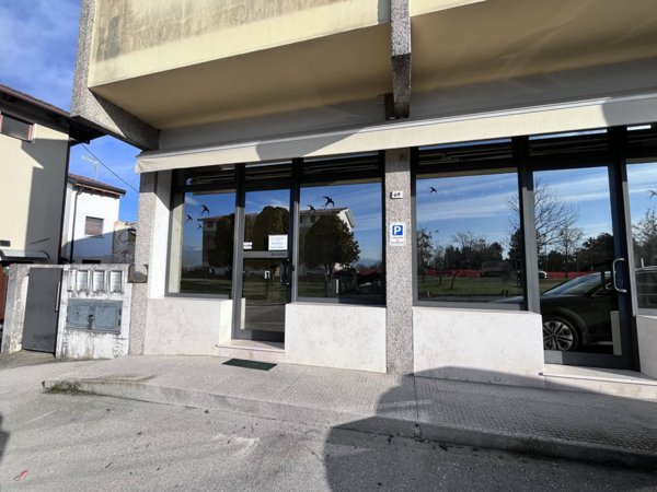ufficio in vendita a Pordenone in zona Vallenoncello