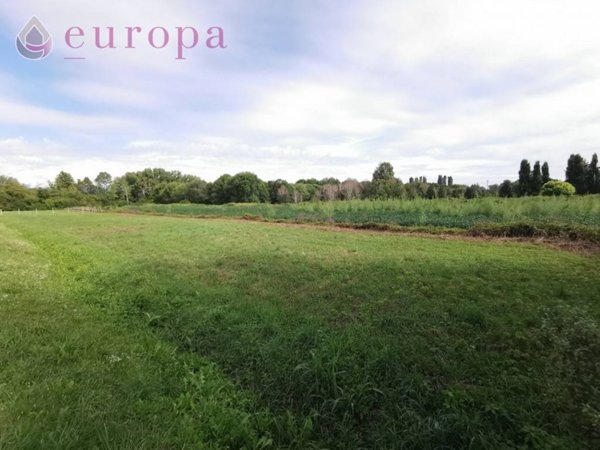 terreno agricolo in vendita a Pordenone