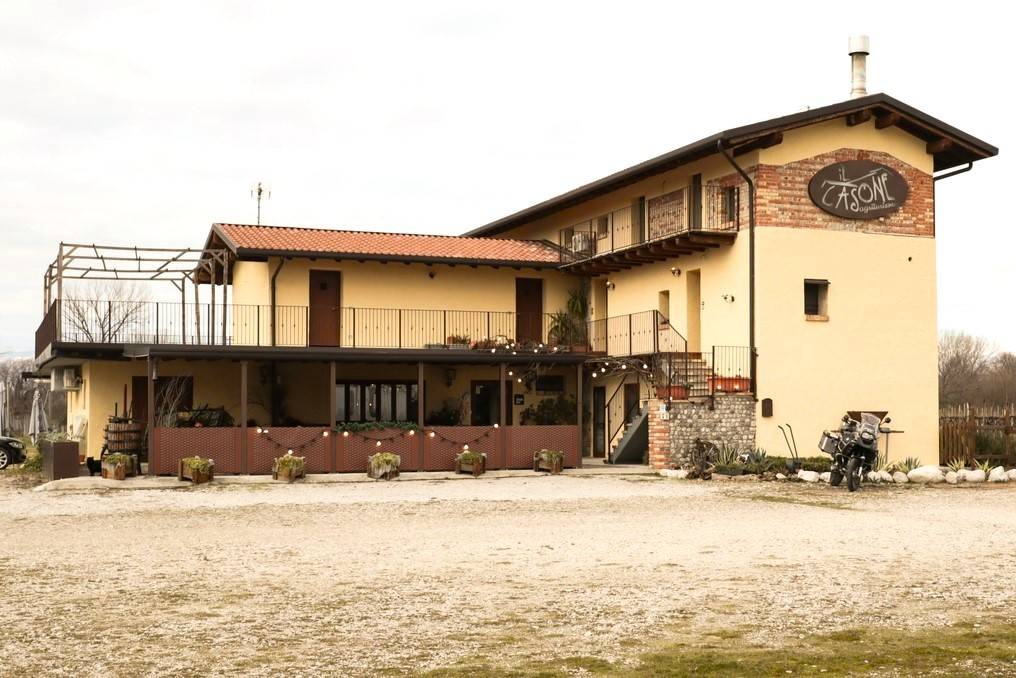 negozio in vendita a Pordenone in zona Rorai Grande