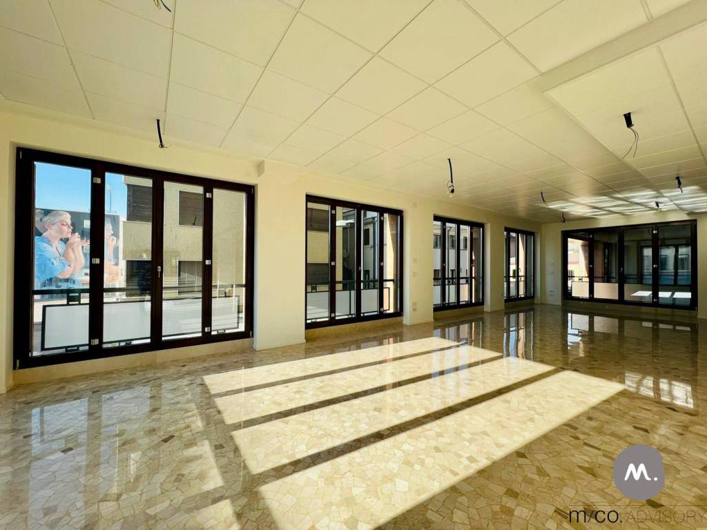 ufficio in vendita a Pordenone