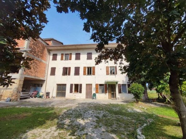 casa indipendente in vendita a Pordenone