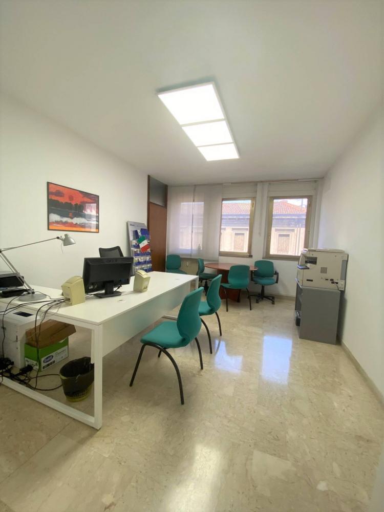 ufficio in vendita a Pordenone