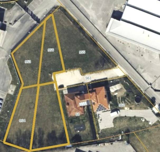 terreno agricolo in vendita a Pordenone in zona Vallenoncello