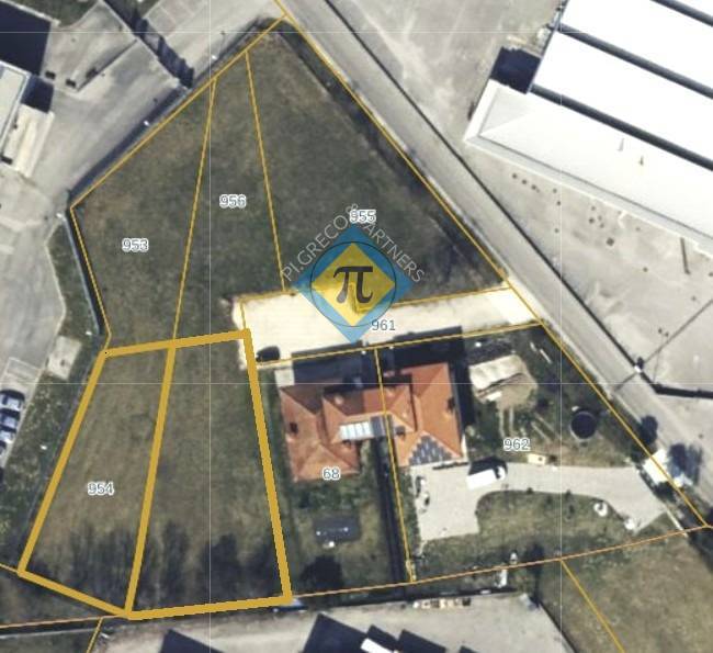terreno edificabile in vendita a Pordenone