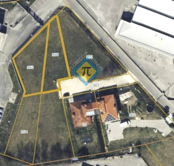 terreno edificabile in vendita a Pordenone