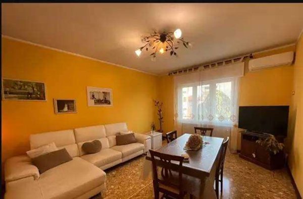 casa indipendente in vendita a Pordenone
