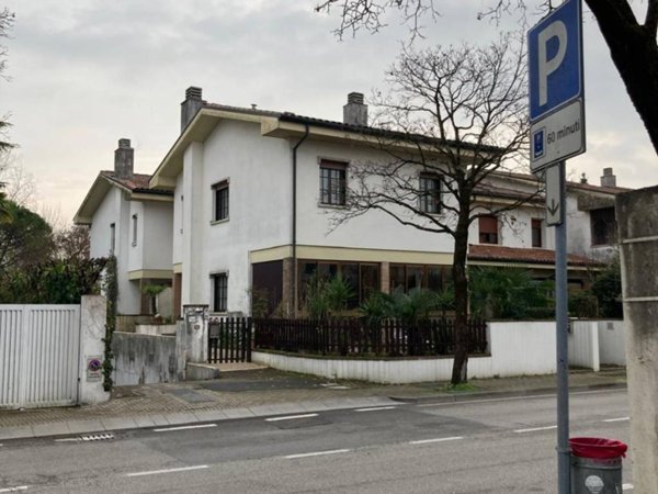 casa indipendente in vendita a Pordenone