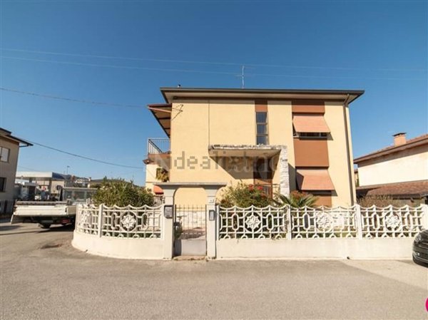 appartamento in vendita a Pordenone in zona Torre