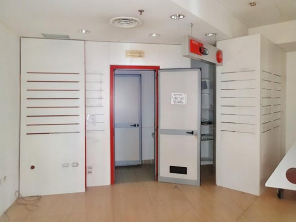 negozio in vendita a Pordenone