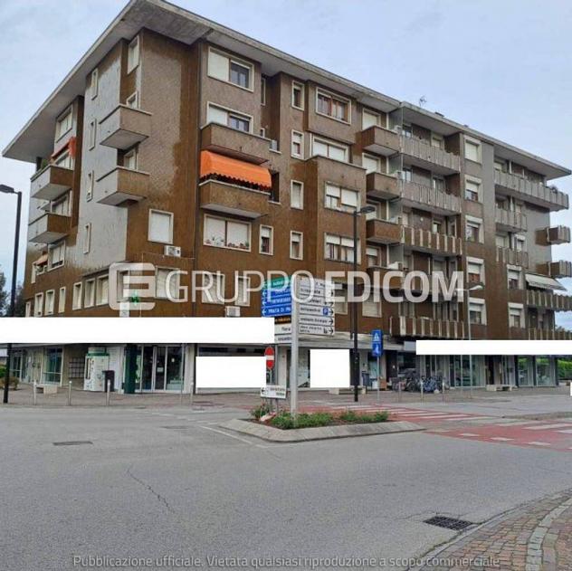 negozio in vendita a Pordenone