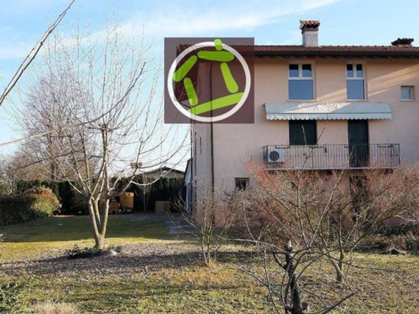 casa indipendente in vendita a Pordenone in zona Torre