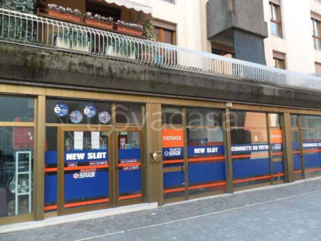negozio in vendita a Pordenone