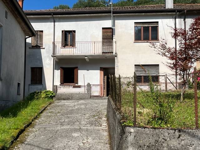 casa indipendente in vendita a Pordenone