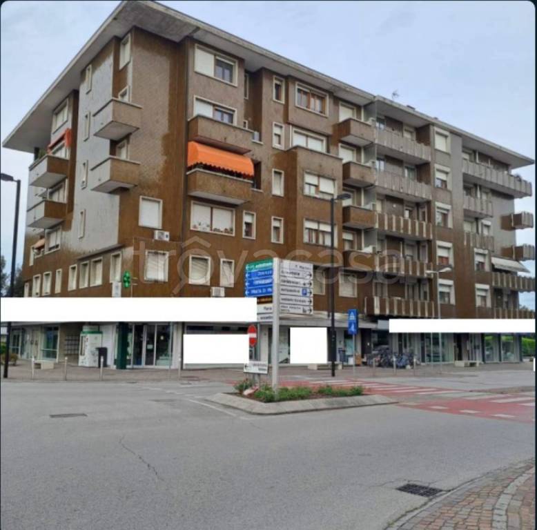 ufficio in vendita a Pordenone