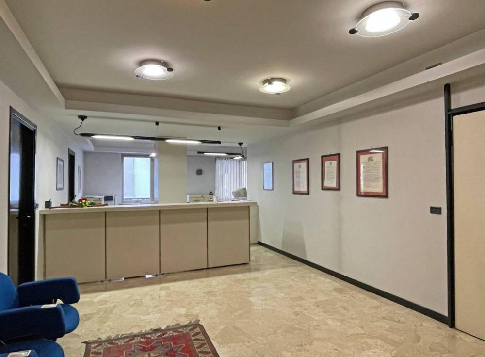 negozio in vendita a Pordenone