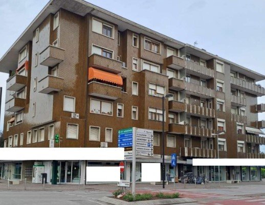 negozio in vendita a Pordenone in zona Borgomeduna