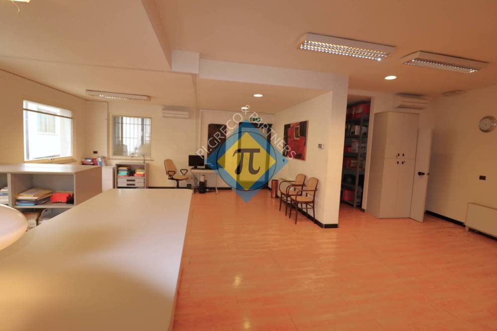 ufficio in vendita a Pordenone