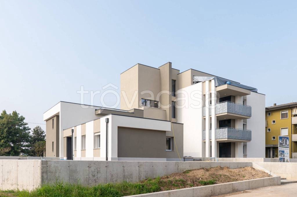 appartamento in vendita a Pordenone in zona Rorai Grande