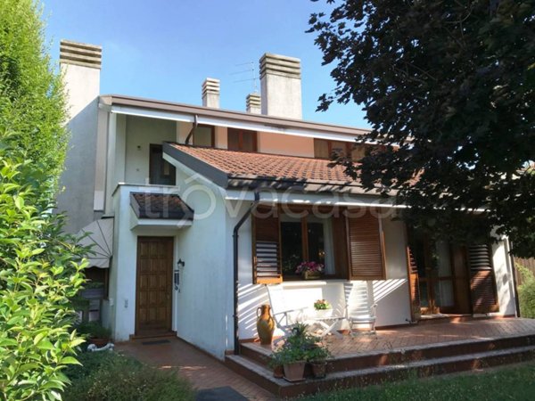 casa indipendente in vendita a Pordenone