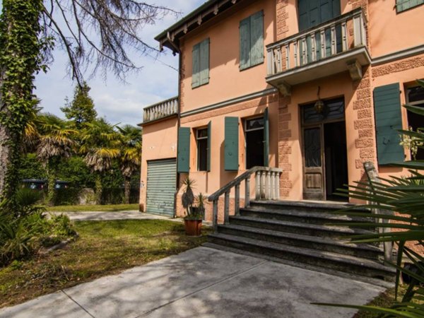 casa indipendente in vendita a Pordenone in zona Rorai Grande