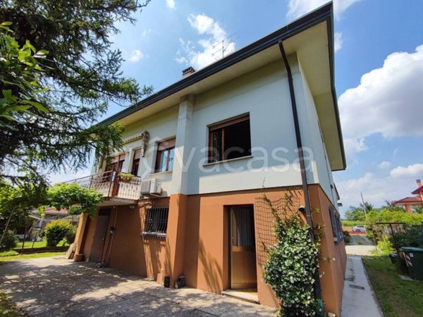 casa indipendente in vendita a Pordenone