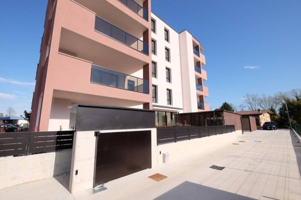 appartamento in vendita a Pordenone in zona Rorai Grande