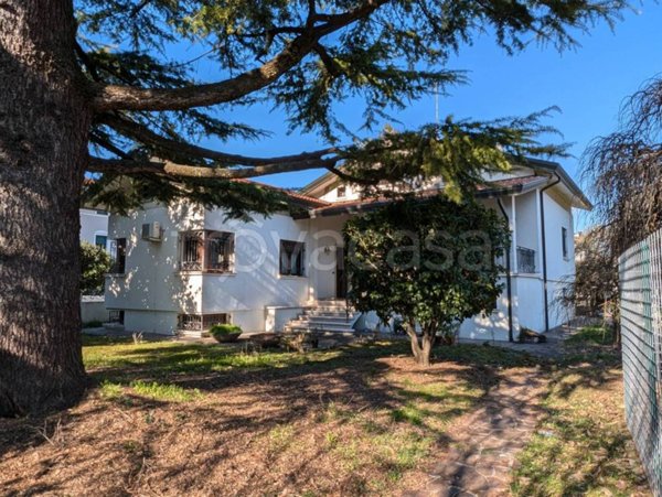 casa indipendente in vendita a Pordenone