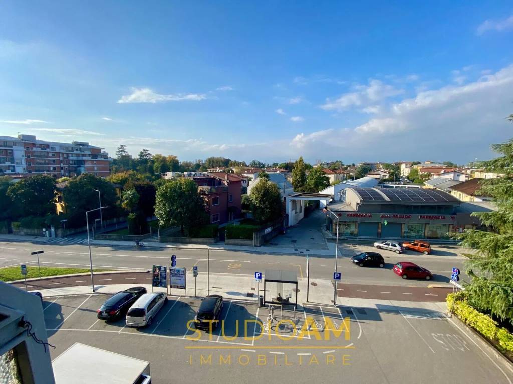 appartamento in vendita a Pordenone in zona Torre