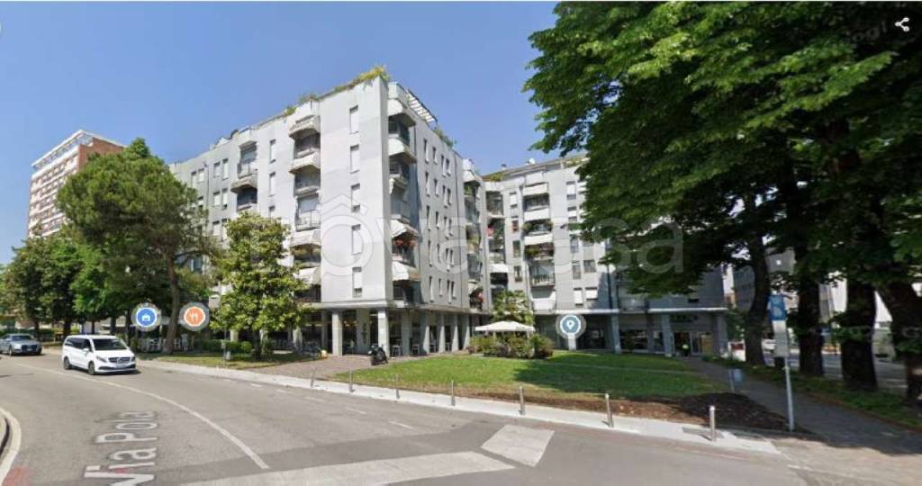 negozio in vendita a Pordenone