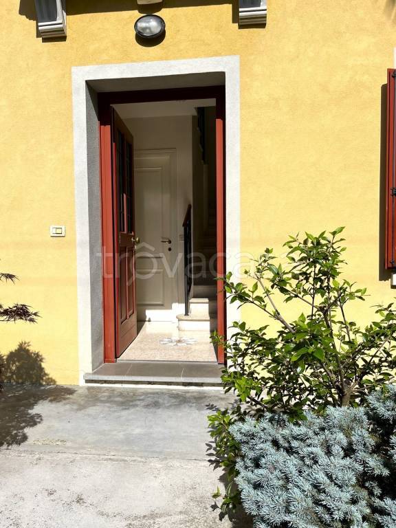 casa indipendente in vendita a Pordenone