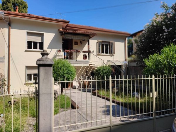 casa indipendente in vendita a Pordenone in zona Rorai Grande