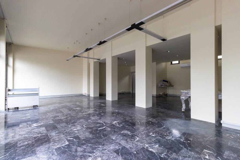 locale commerciale in vendita a Pordenone