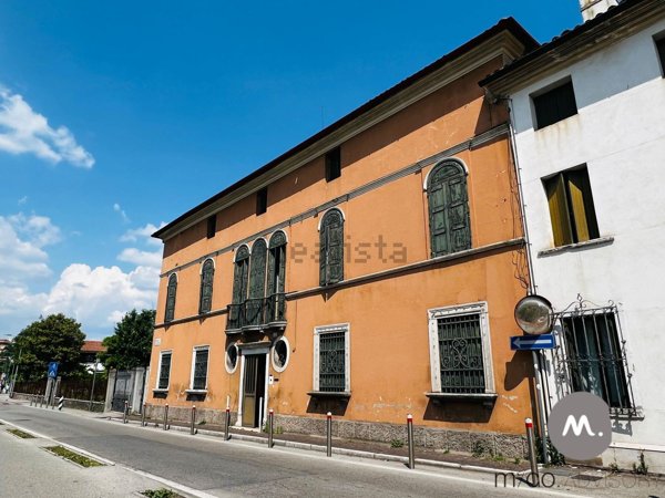 casa indipendente in vendita a Pordenone