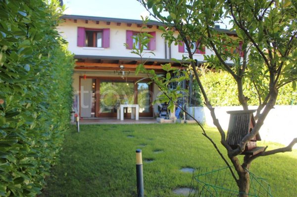 casa indipendente in vendita a Pordenone